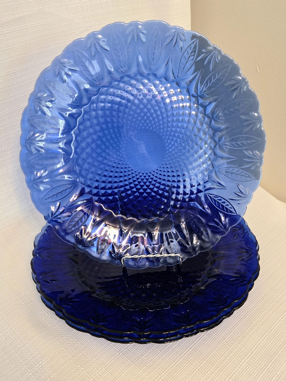 Avon Royal Blue Sapphire 10.5" Dinner Plates Set 4 Cobalt Arcoroc France